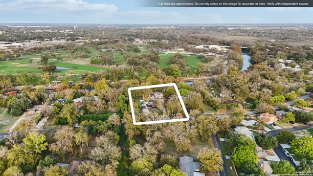 a view of a lake with houses