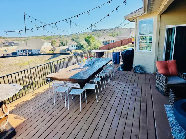 $625,000 | 602 Sue Peaks Loop, Dripping Springs, TX 78620