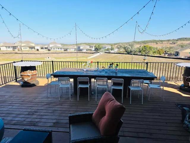 $625,000 | 602 Sue Peaks Loop, Dripping Springs, TX 78620