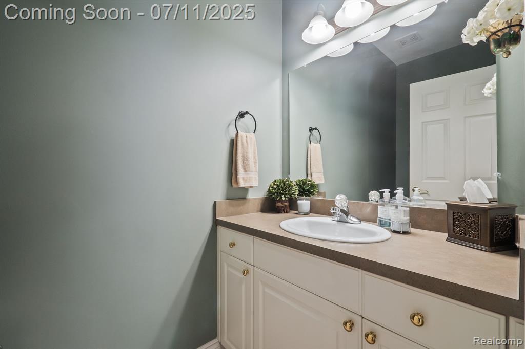 282 Wyngate Drive Rochester, MI 48307 - Photo 21 of 66 Gallery Image 21