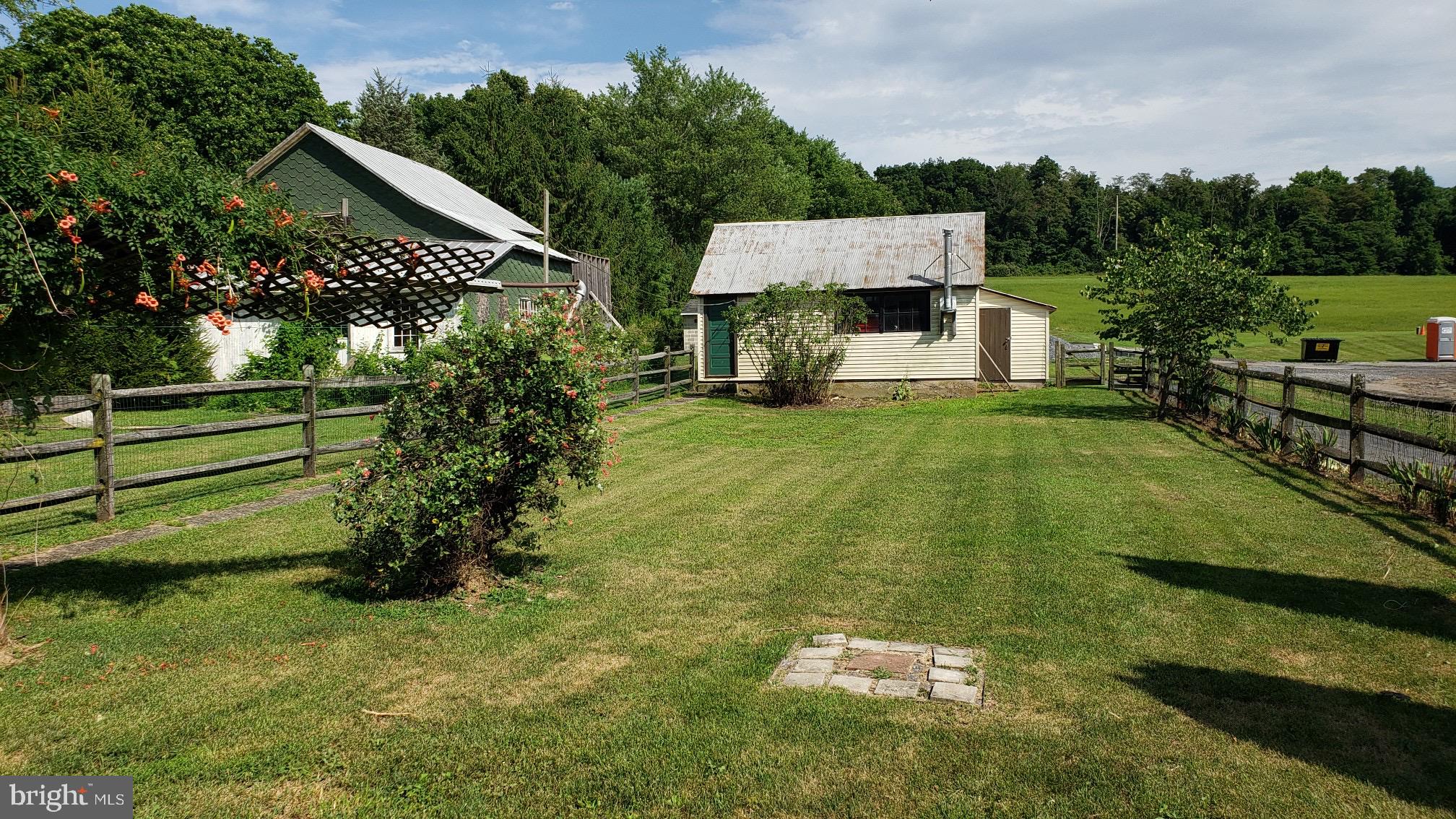 5594 Elizabethtown Road Palmyra, PA 17078 - Photo 6 of 28 Gallery Image 6
