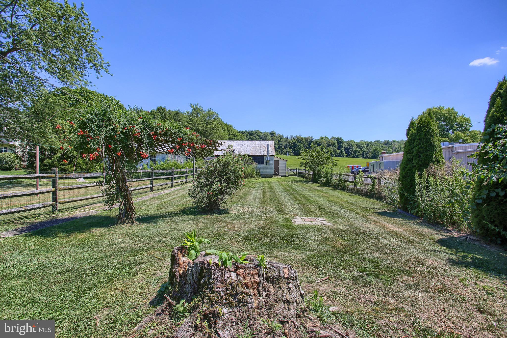 5594 Elizabethtown Road Palmyra, PA 17078 - Photo 8 of 28 Gallery Image 8