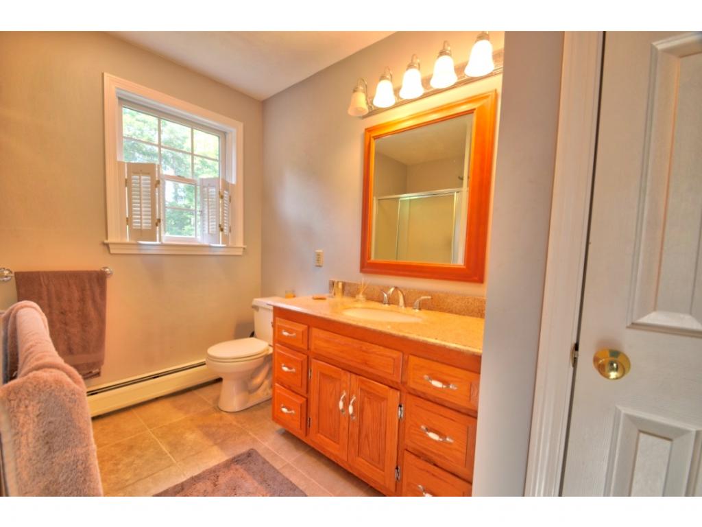 38 A Thornton Ferry Rd II Amherst, NH 03031 - Photo 27 of 36