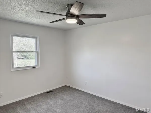 $307,900 | 32 Fawn Meadows Drive, Eureka, MO 63025