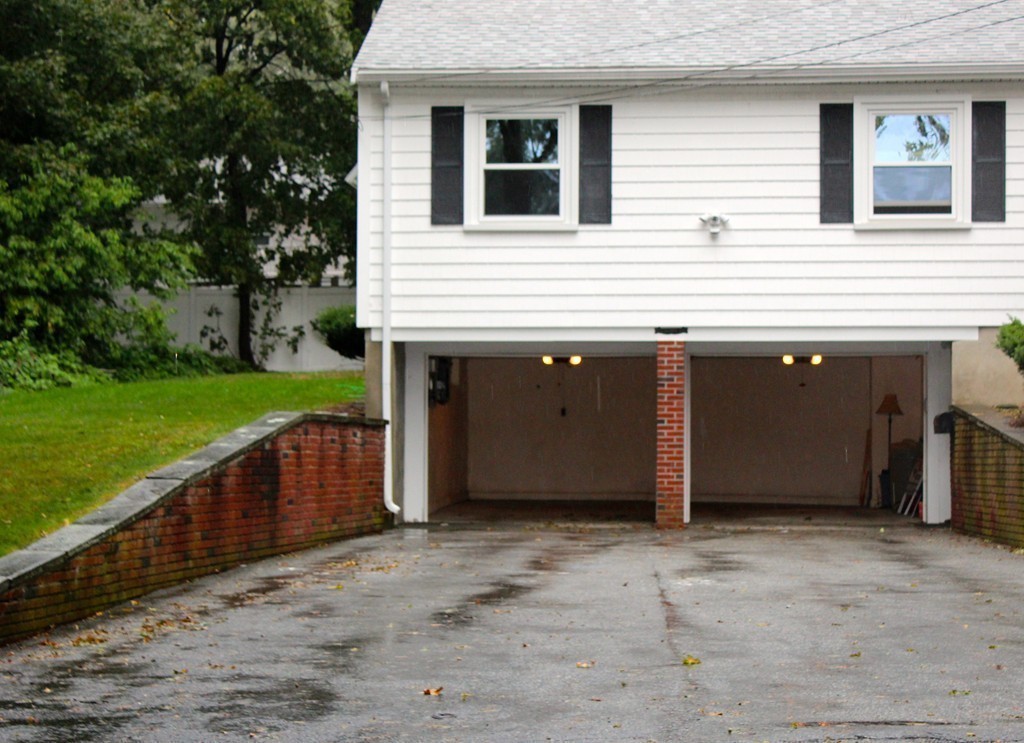 22 Tomahawk Road Arlington, MA 02474 - Photo 17 of 18