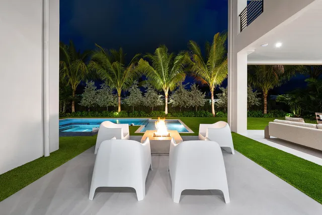 $11,250,000 | 2212 Date Palm Road, Boca Raton, FL 33432