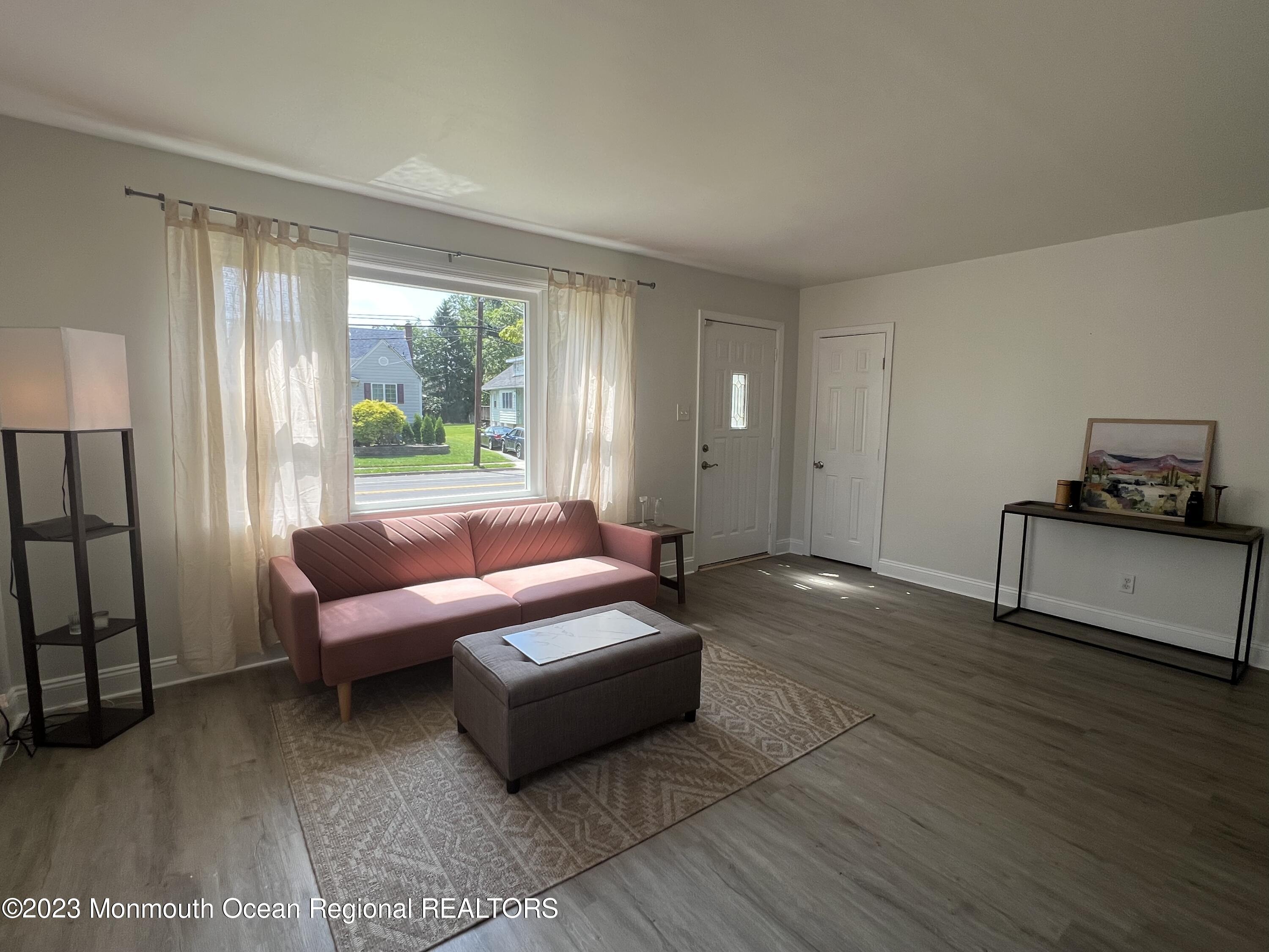 13 Stiles Avenue Maple Shade, NJ 08052 - Photo 6 of 11 37CBC1B9-B762-418B-A0F1-FB78B57847A3