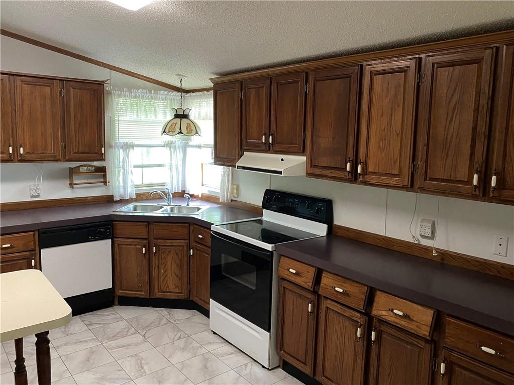 8168 Center Lake Road Nineveh, IN 46164 - Photo 8 of 22 Gallery Image 8