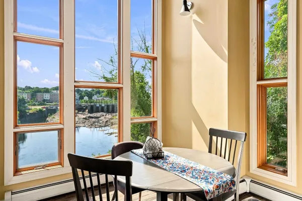 $444,900 | 42 North Main Street, Boscawen, NH 03303