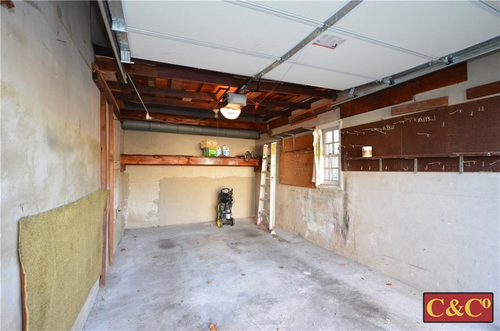 24 Wilbur Road Bergenfield, NJ 07621 - Photo 24 of 27 a view of a garage