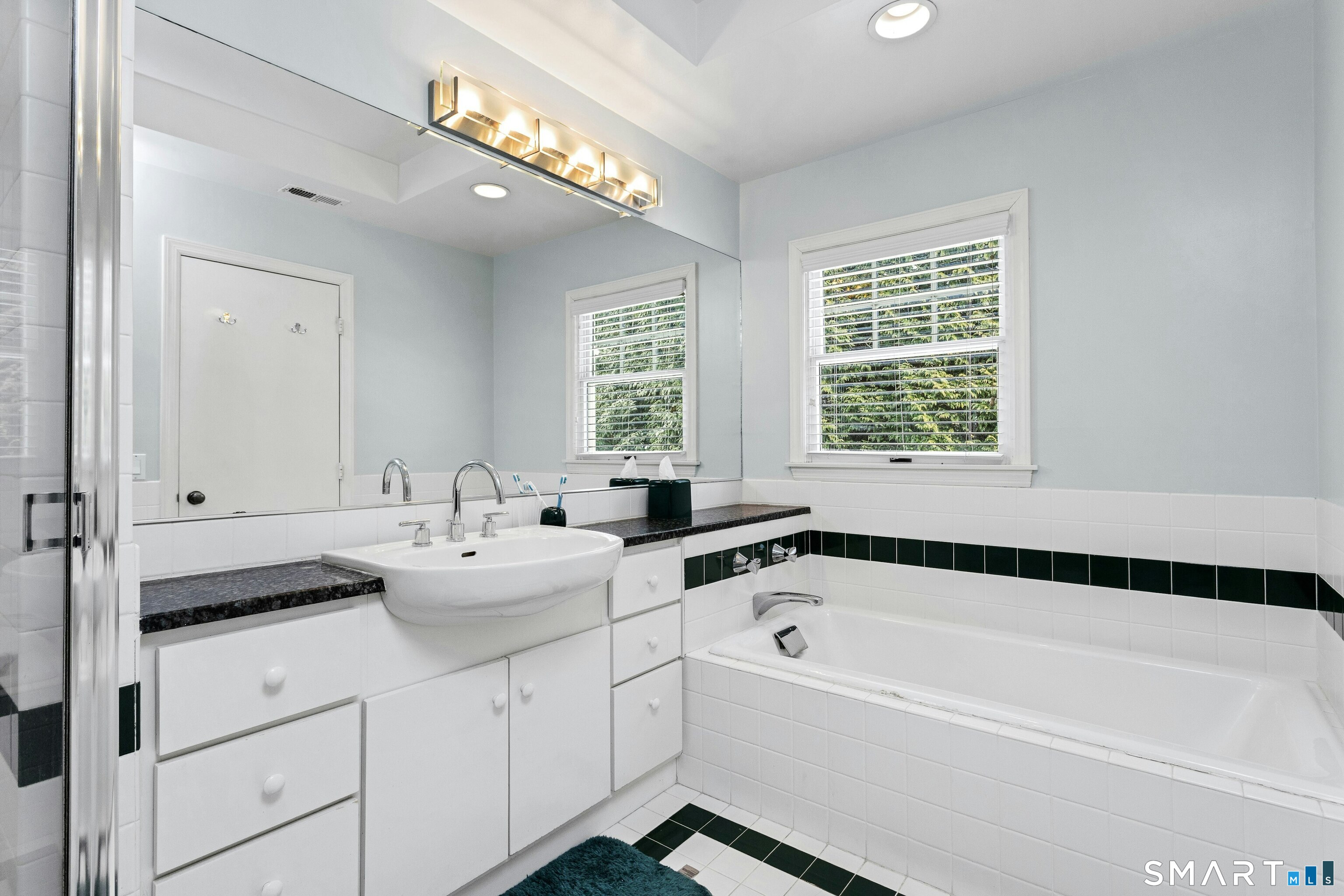 18 Pasture Lane Darien, CT 06820 - Photo 15 of 22