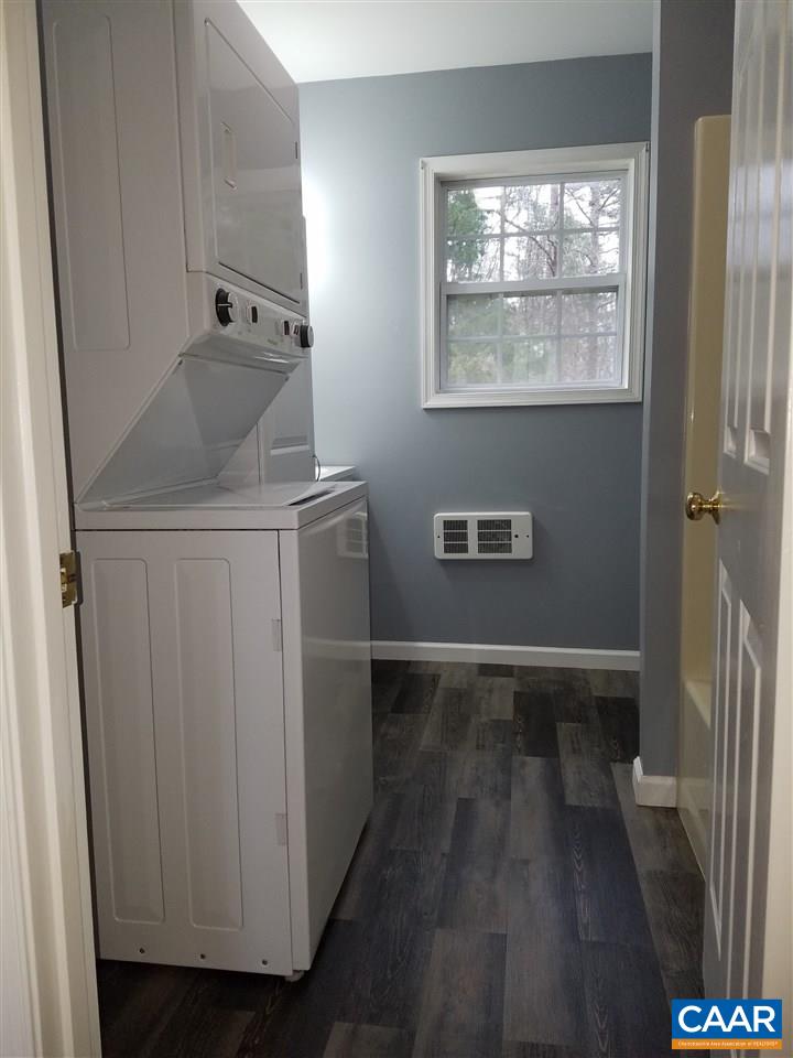 3120 Venable Road Kents Store, VA 23084 - Photo 15 of 15 a view of livingroom with furniture and wooden floor