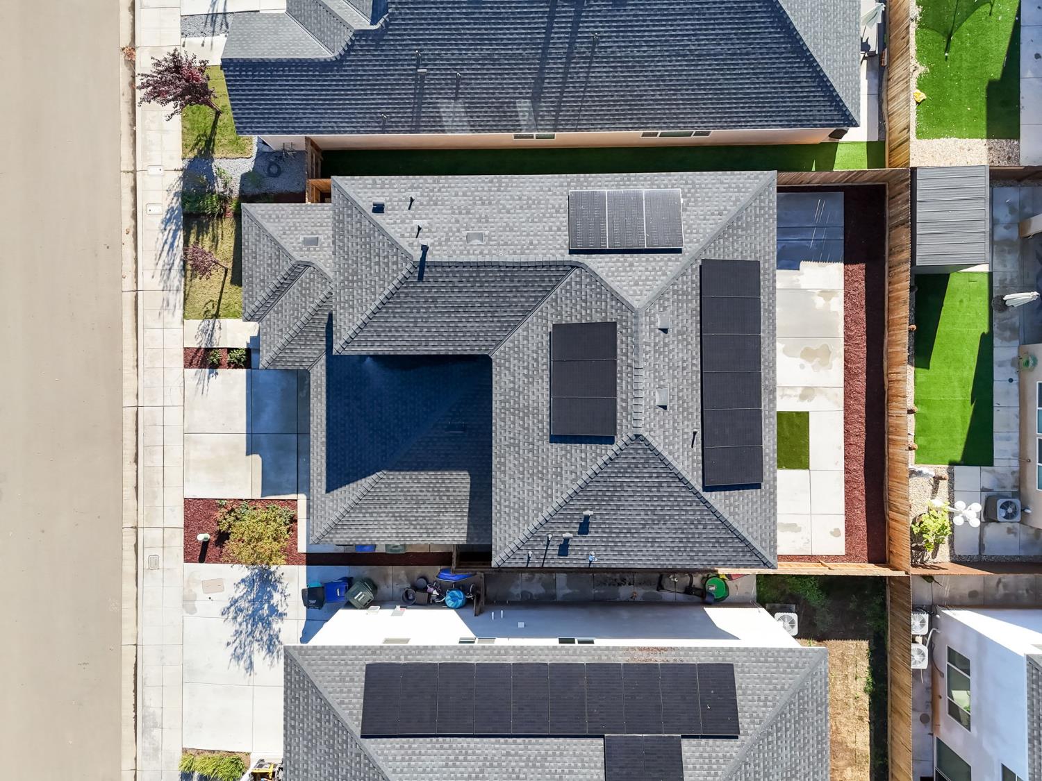 2819 North Redda Road Fresno, CA 93737 - Photo 47 of 57 a front view of house with outdoor space