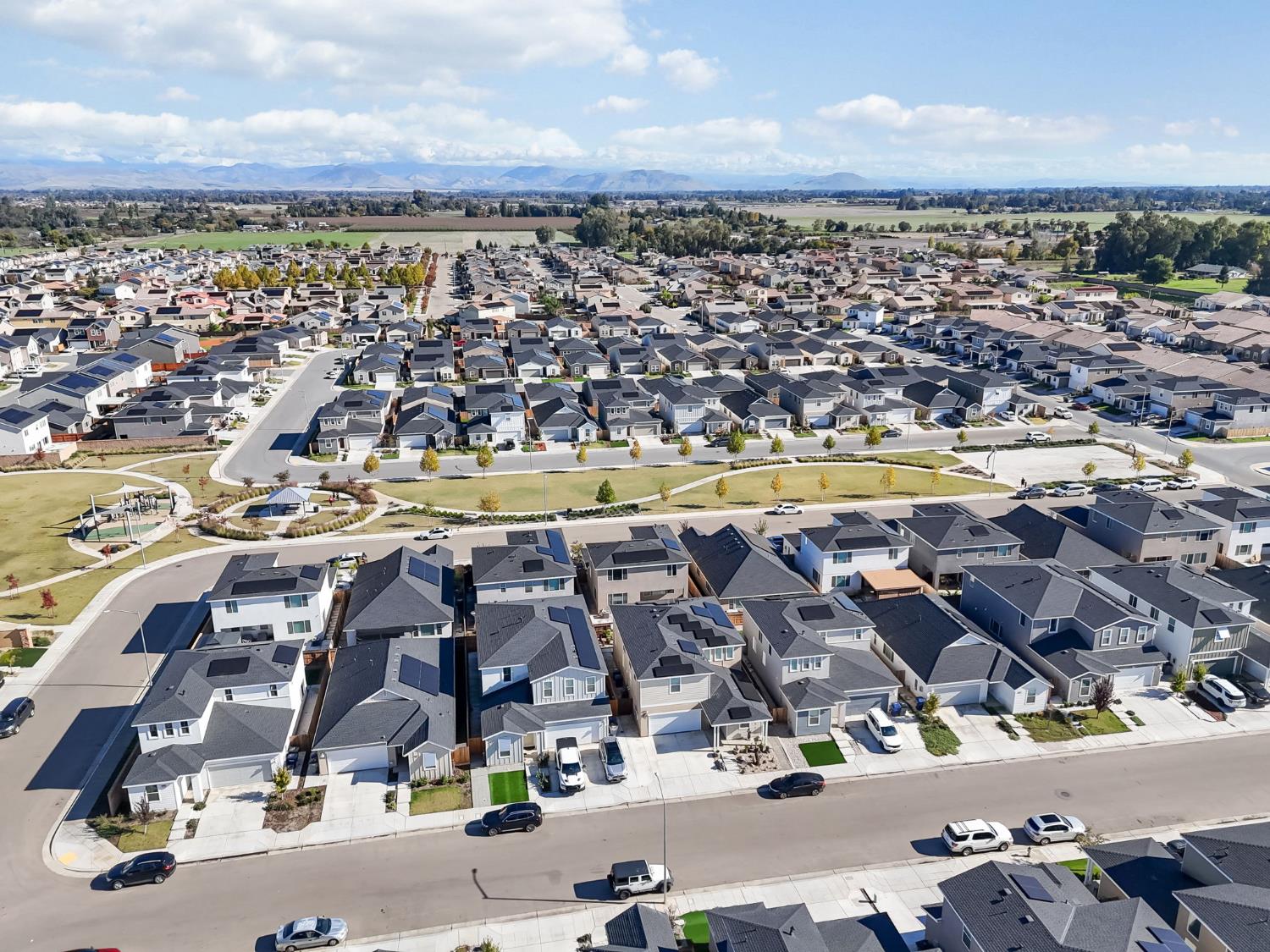 2819 North Redda Road Fresno, CA 93737 - Photo 49 of 57 an aerial view of residential houses with outdoor space