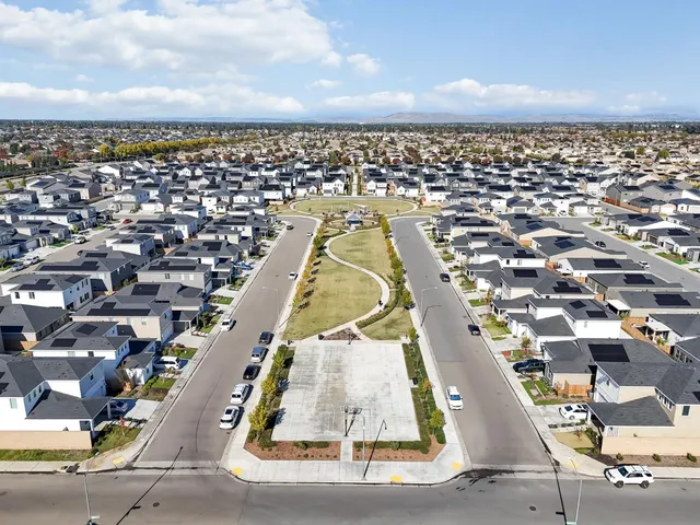 $499,000 | 2819 North Redda Road, Fresno, CA 93737