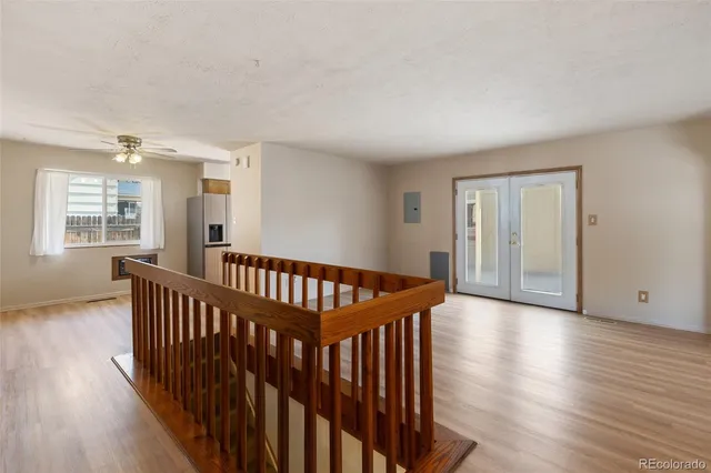 a view of livingroom with furniture and windows