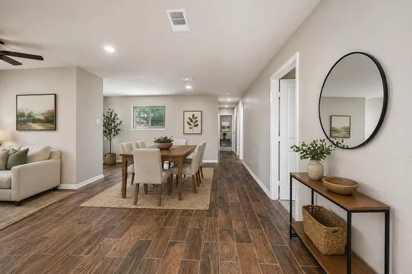 $214,900 | 4705 Pine Street, Pasadena, TX 77586