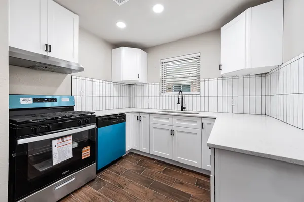 $214,900 | 4705 Pine Street, Pasadena, TX 77586