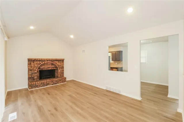 $2,100 | 2218 Northwest 64th Terrace, Kansas City, MO 64151