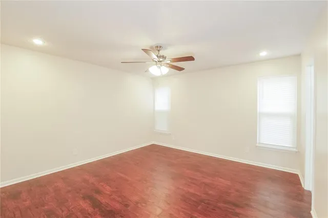 $2,100 | 2218 Northwest 64th Terrace, Kansas City, MO 64151