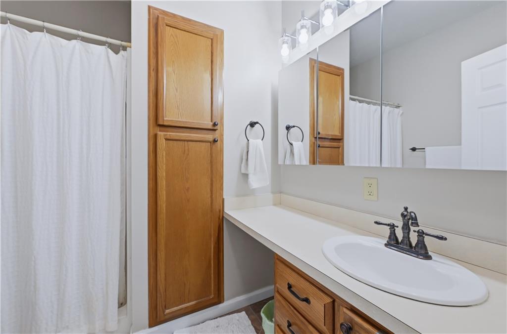 39 Stone Ridge Boulevard Hermitage, PA 16148 - Photo 25 of 31 2nd full bathroom is primary bathroom
