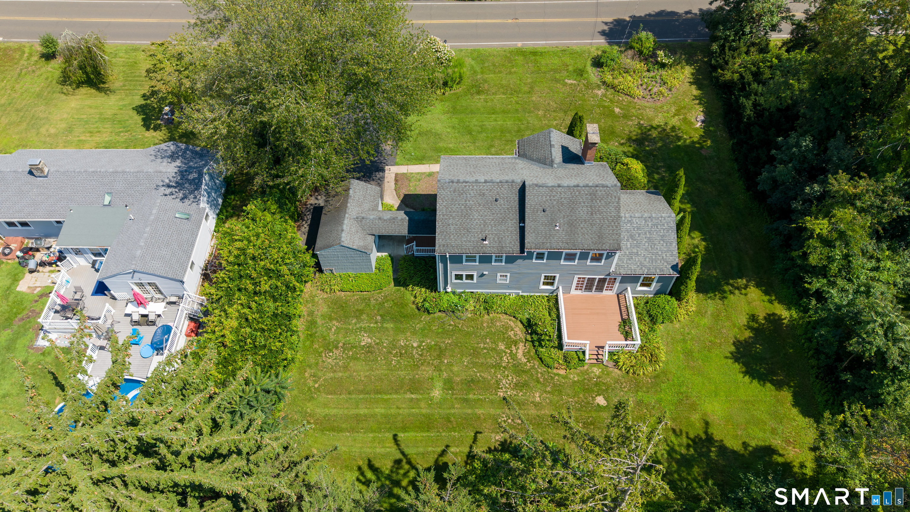 1690 Ridge Road North Haven, CT 06473 - Photo 3 of 40 Gallery Image 3