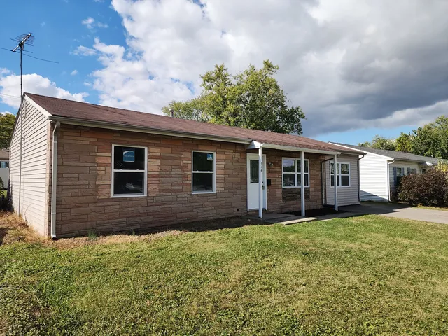 $2,300 | 314 Fremont Avenue, Romeoville, IL 60446