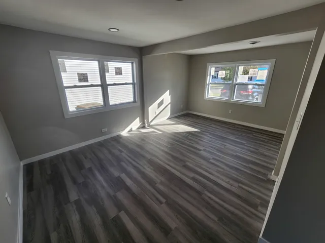 $2,300 | 314 Fremont Avenue, Romeoville, IL 60446