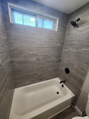 $2,300 | 314 Fremont Avenue, Romeoville, IL 60446