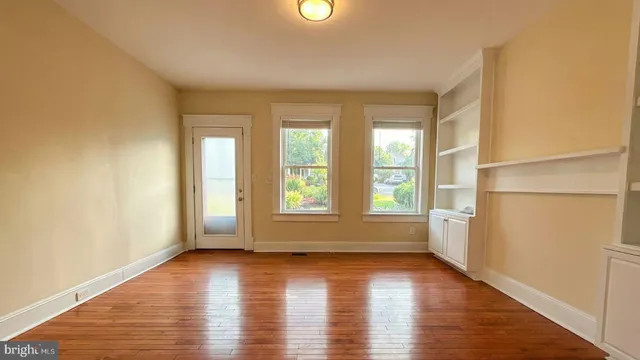 $3,300 | 838 Smith Street, Trenton, NJ 08611