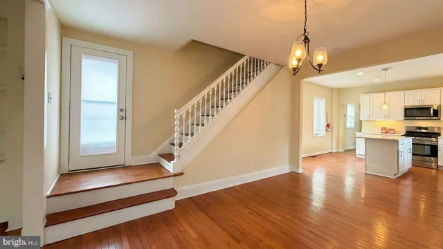 $3,300 | 838 Smith Street, Trenton, NJ 08611