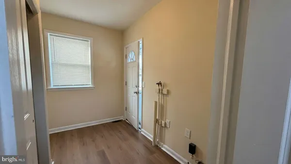 $3,200 | 838 Smith Street, Trenton, NJ 08611