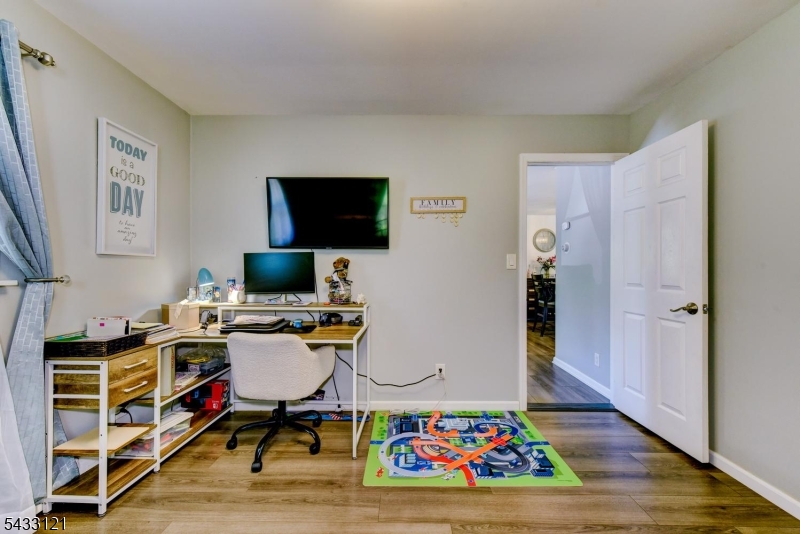 77 Marion Avenue Butler, NJ 07405 - Photo 32 of 46