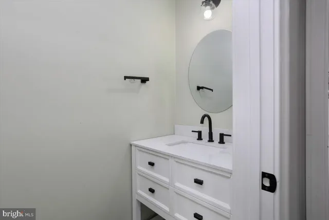 $325,000 | 311 Railroad Avenue, East New Market, MD 21631