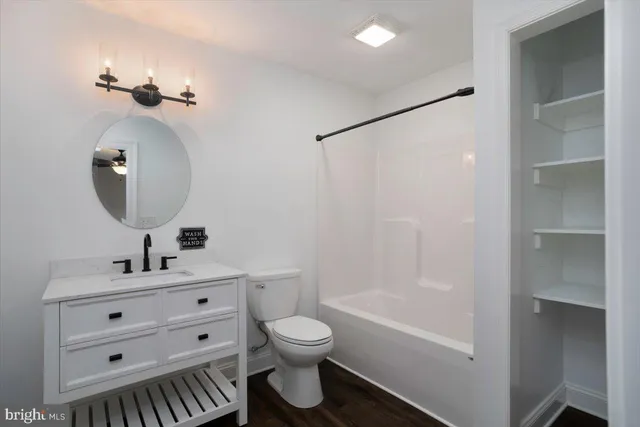 $325,000 | 311 Railroad Avenue, East New Market, MD 21631