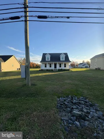 $325,000 | 311 Railroad Avenue, East New Market, MD 21631