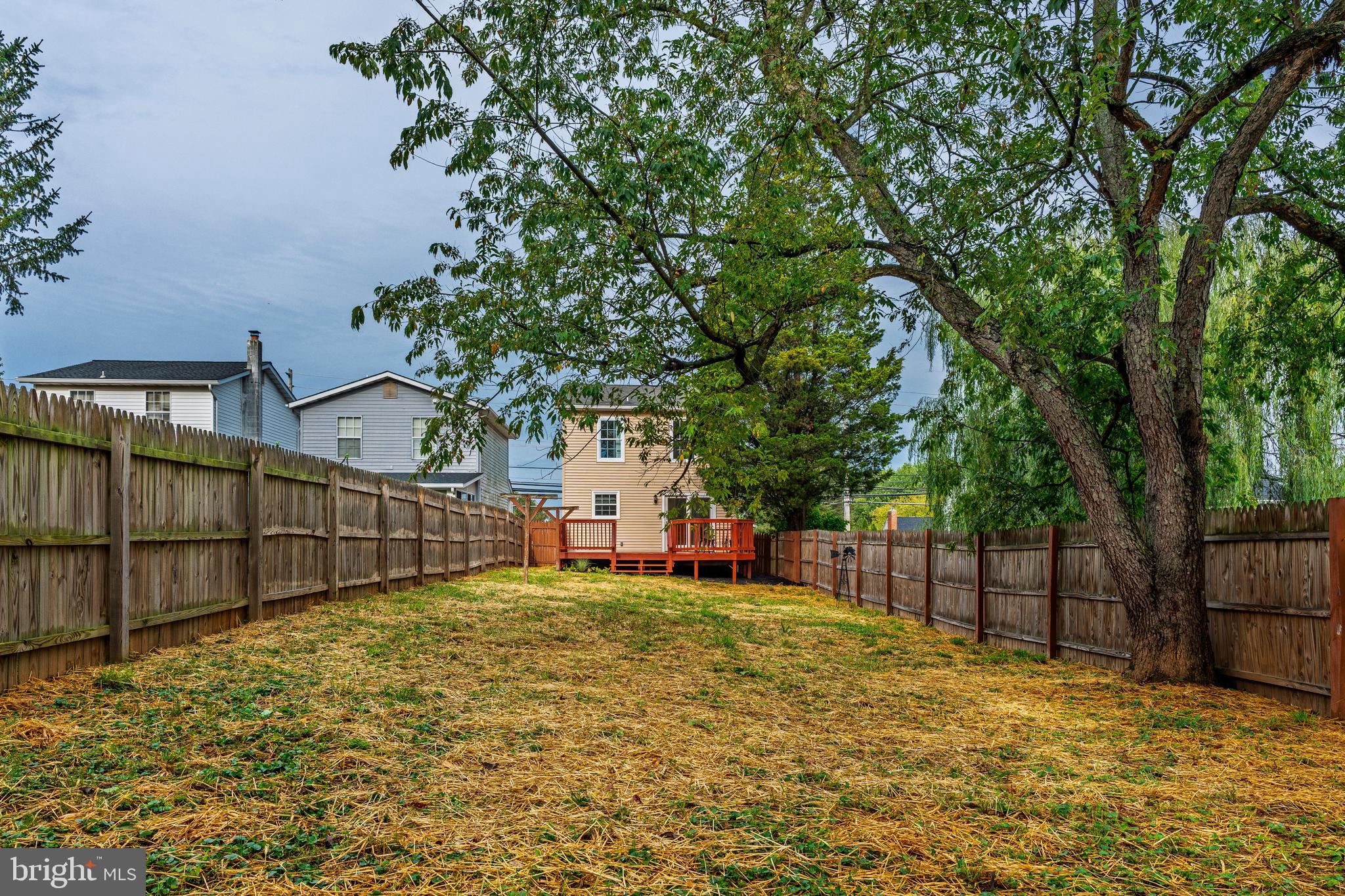 807 Washington Road Westminster, MD 21157 - Photo 27 of 32 a view of a yard with wooden fence