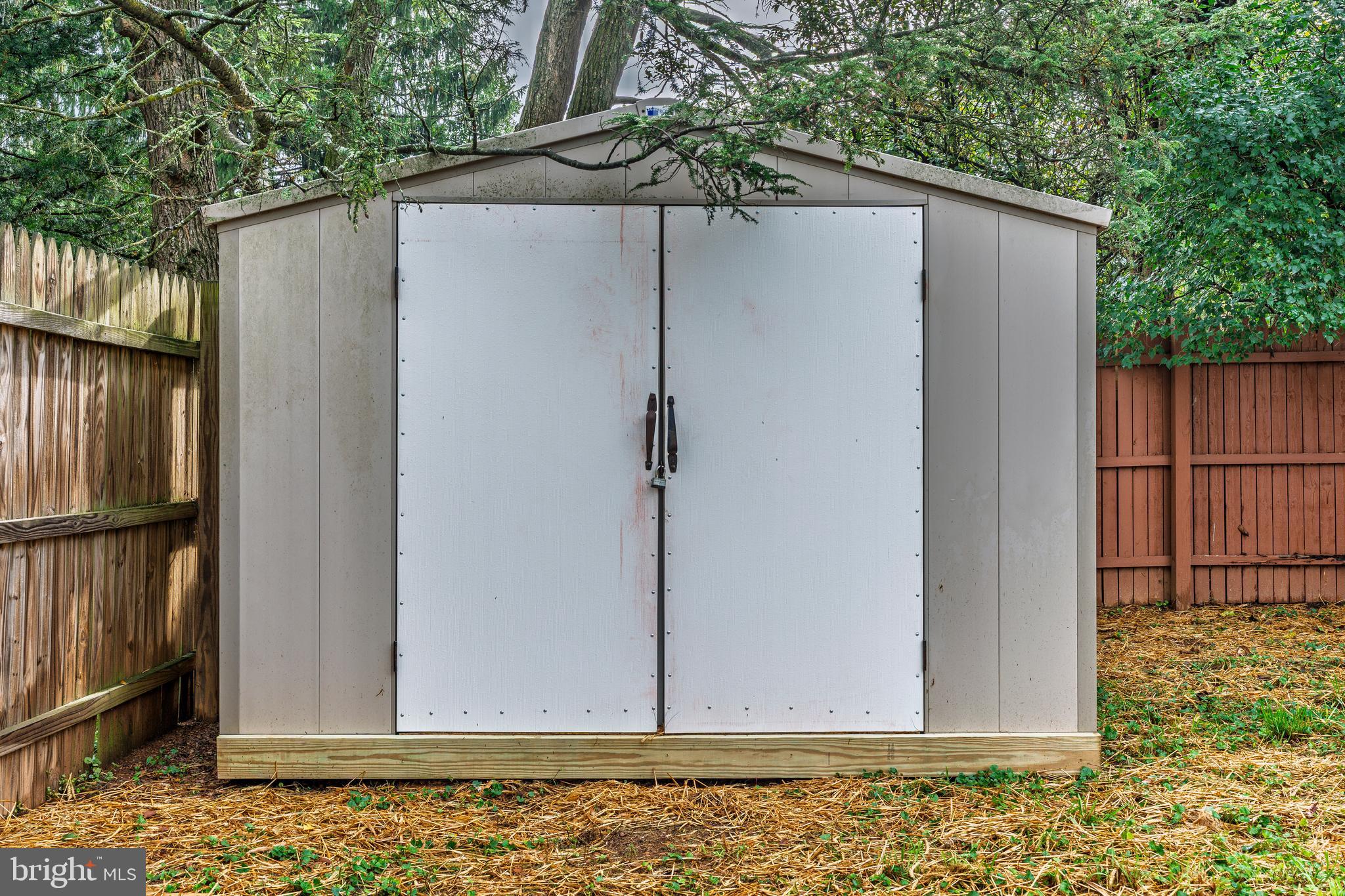 807 Washington Road Westminster, MD 21157 - Photo 29 of 32 a view of a wooden house