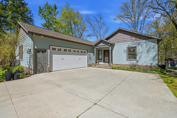 $650,000 | 7352 Hallridge Drive Northeast, Belding, MI 48809