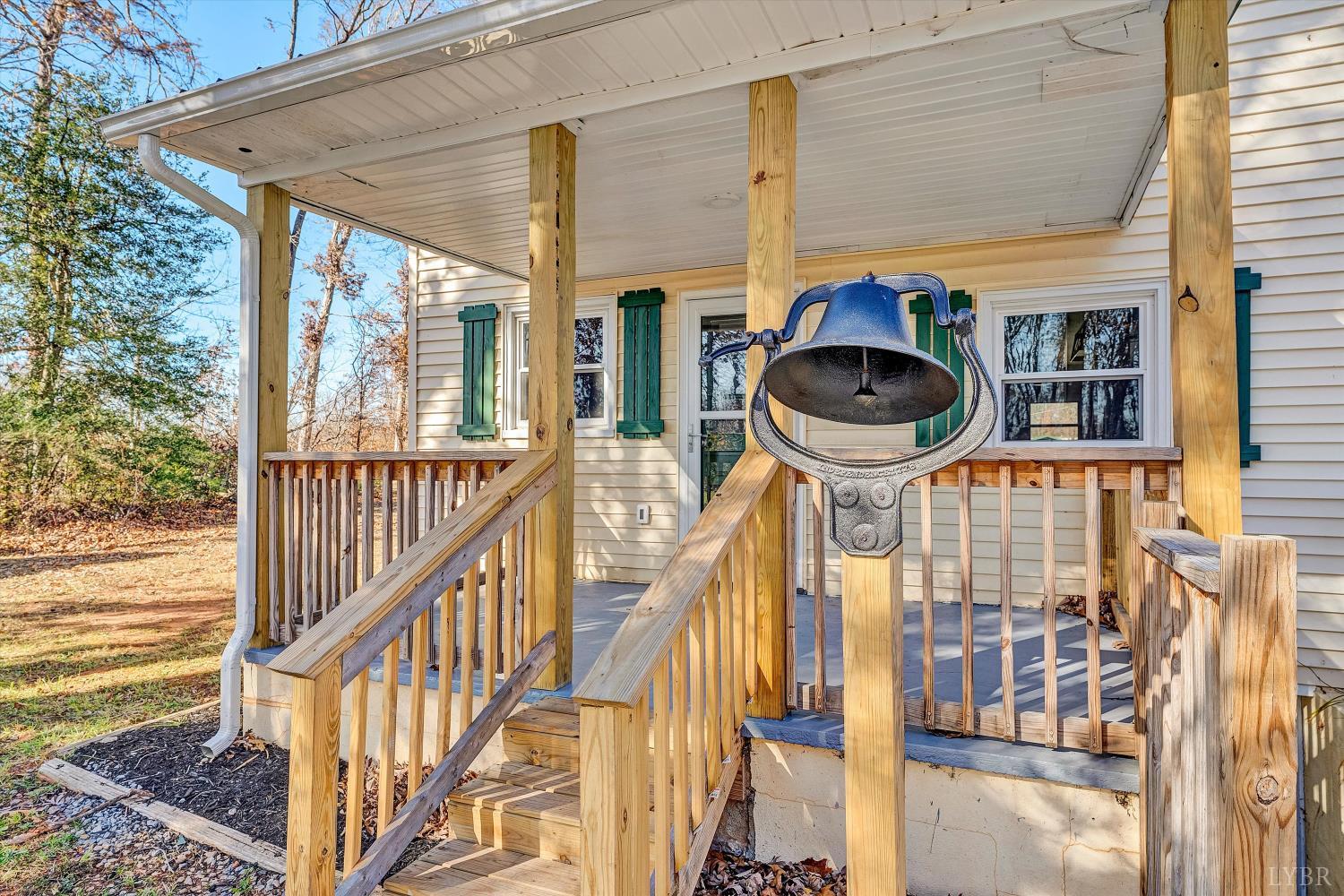 1088 Piney Grove School Road Moneta, VA 24121 - Photo 5 of 52