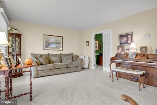 $479,900 | 882 Hawthorne Avenue, Mechanicsburg, PA 17055