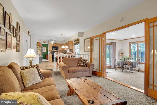 $479,900 | 882 Hawthorne Avenue, Mechanicsburg, PA 17055