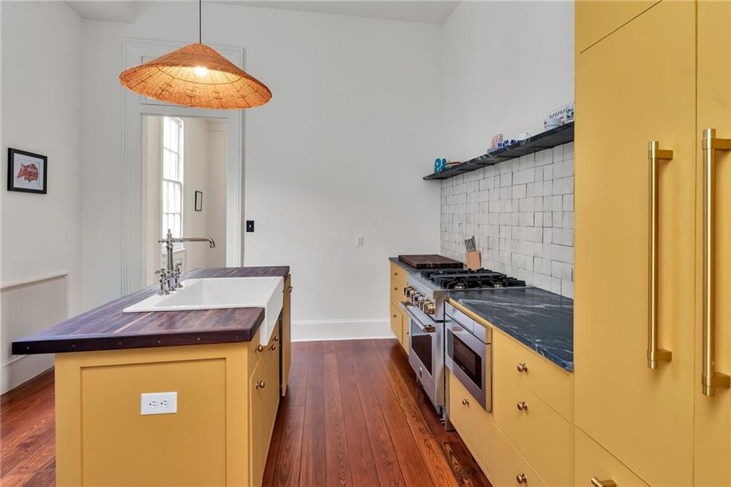 2425 Constance Street, Unit 2 New Orleans, LA 70130 - Photo 13 of 36