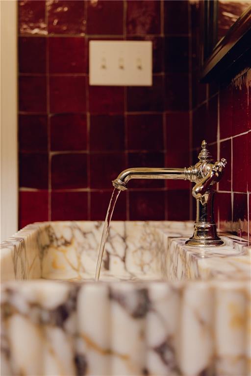 2425 Constance Street, Unit 2 New Orleans, LA 70130 - Photo 31 of 36