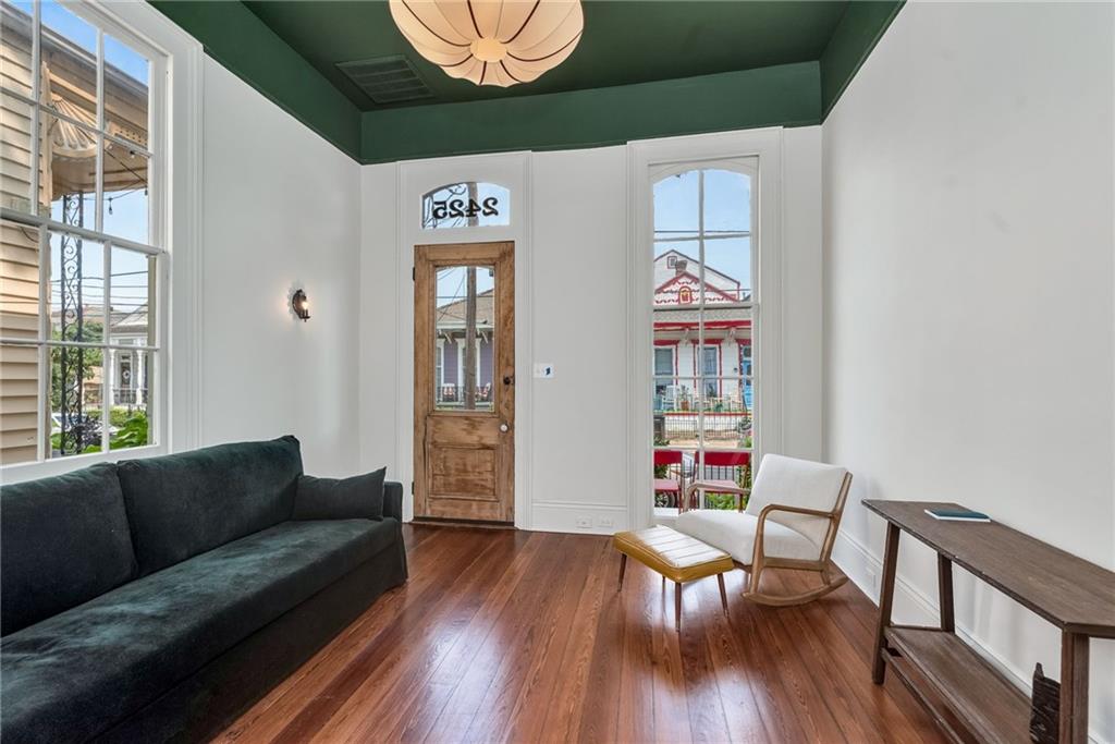 2425 Constance Street, Unit 2 New Orleans, LA 70130 - Photo 6 of 36