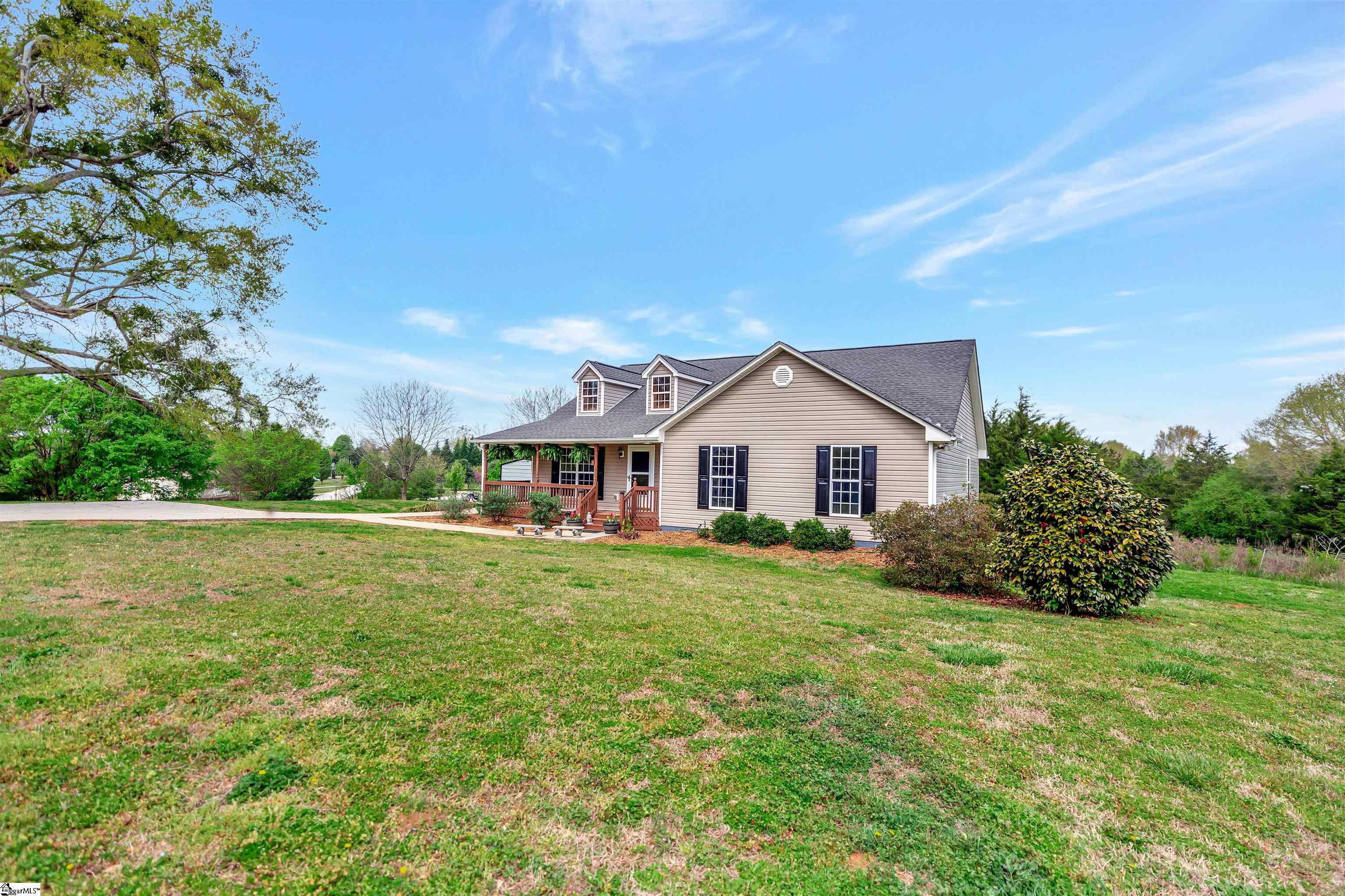689 State Rd S-37-54 Seneca, SC 29678 - Photo 2 of 36 Gallery Image 2