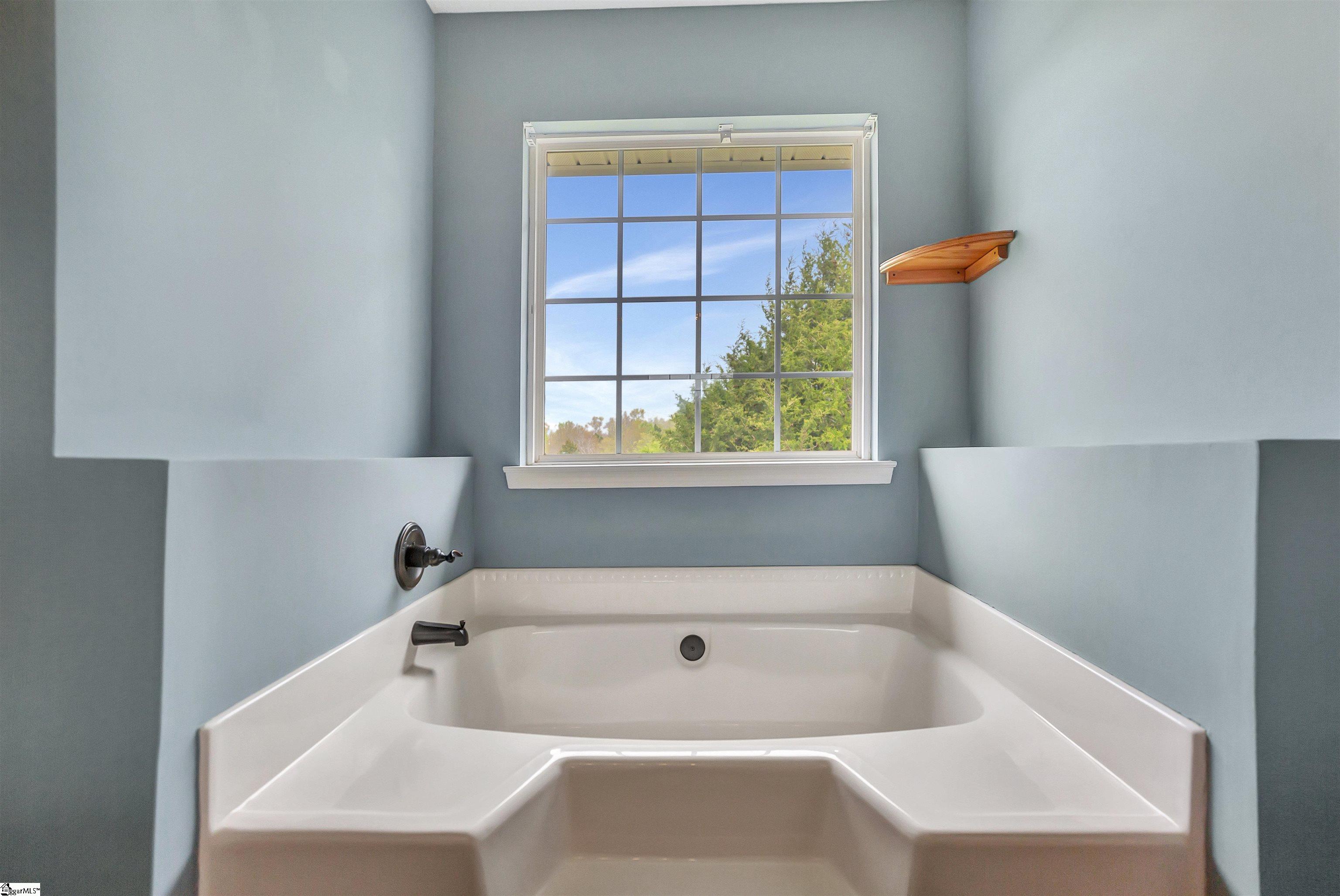 689 State Rd S-37-54 Seneca, SC 29678 - Photo 26 of 36 Gallery Image 26
