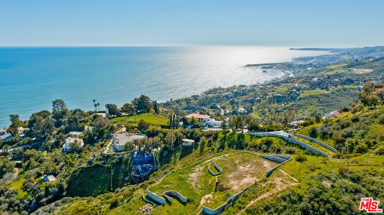 3096 Sumac Ridge Road Malibu, CA 90265 - Photo 1 of 17