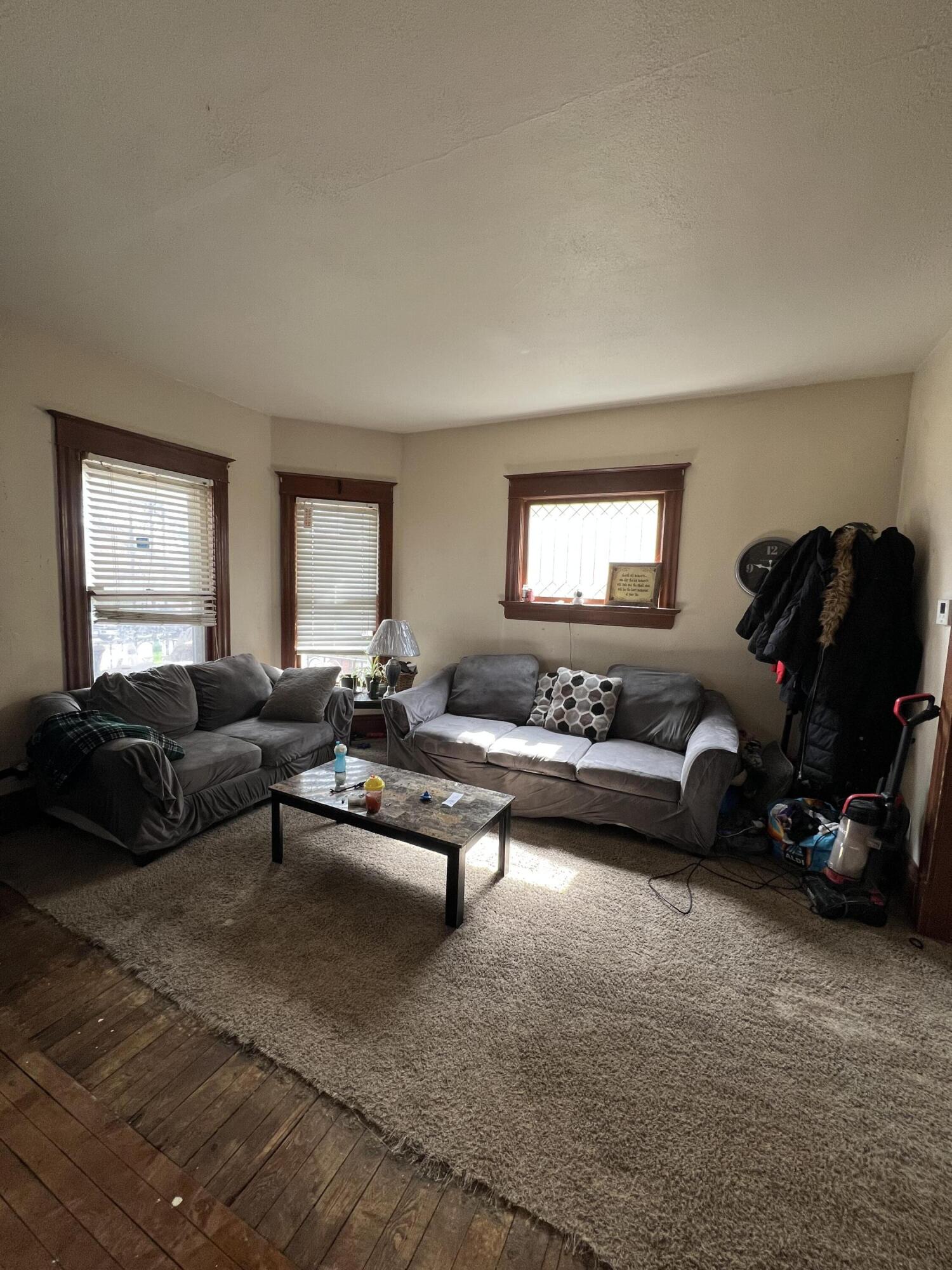 1510 Carlisle Avenue Racine, WI 53404 - Photo 4 of 11 LR2