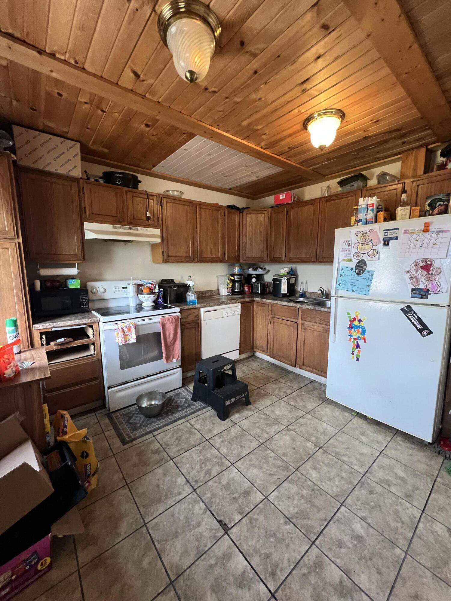 1510 Carlisle Avenue Racine, WI 53404 - Photo 7 of 11 Kit2
